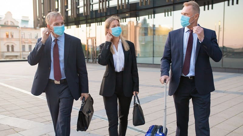 وفد من المرضى الدوليين يصل إلى إسطنبول للاستفادة من خدمات السياحة العلاجية.